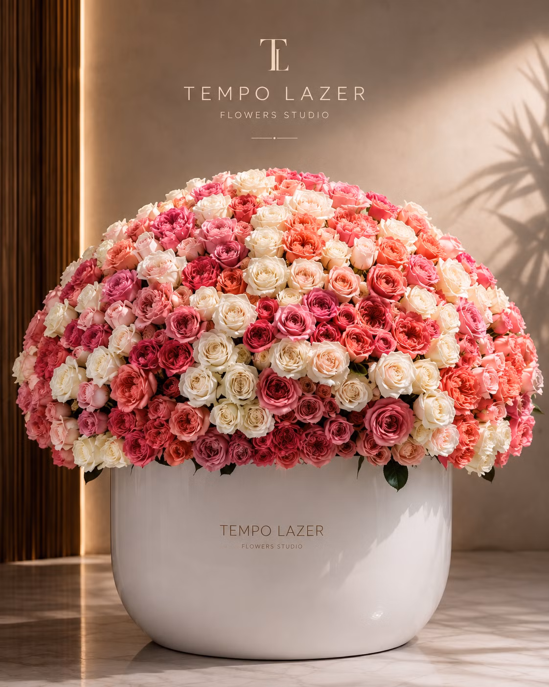 500 Luxury Roses — Grand Rose Basket - 500 Luxury Roses — Grand Rose Basket: Thiết kế hoa · Tempo Lazer Flowers Studio. | Tempo Lazer Flowers Studio, Washington DC florist