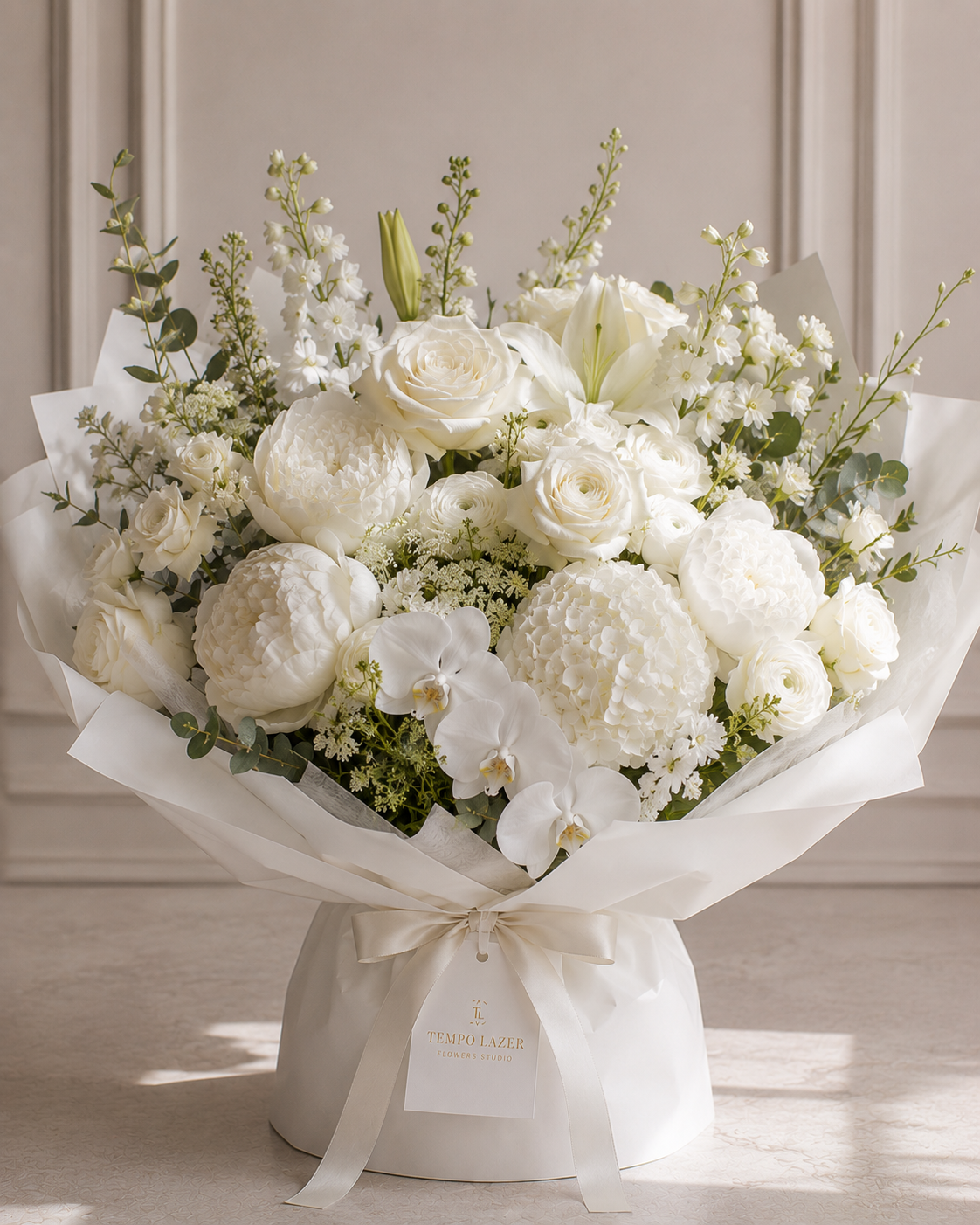 All-White Luxury - All-White Luxury: ቡኬ · Tempo Lazer Flowers Studio. | Tempo Lazer Flowers Studio, Washington DC florist