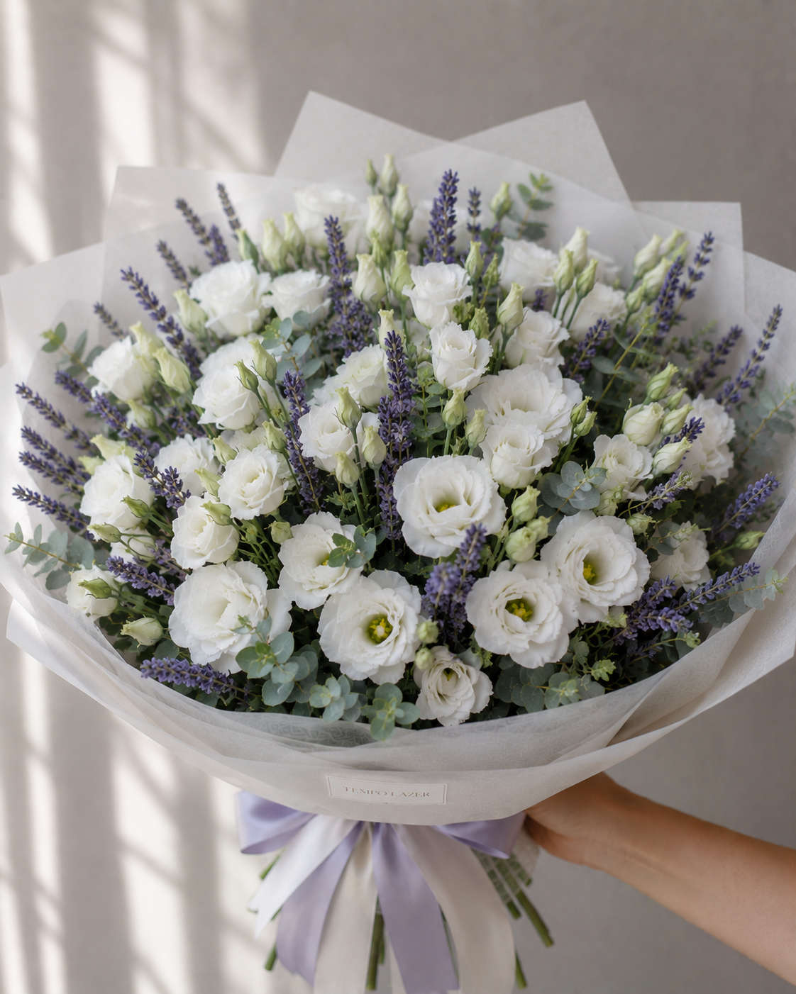 Rosa Lisianthus - Rosa Lisianthus: Strauß · Tempo Lazer Flowers Studio. | Tempo Lazer Flowers Studio, Washington DC florist