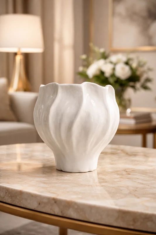 Sculptural Ceramic Vase - luxury floral arrangement for delivery in Washington DC | Tempo Lazer Flowers Studio, Washington DC florist