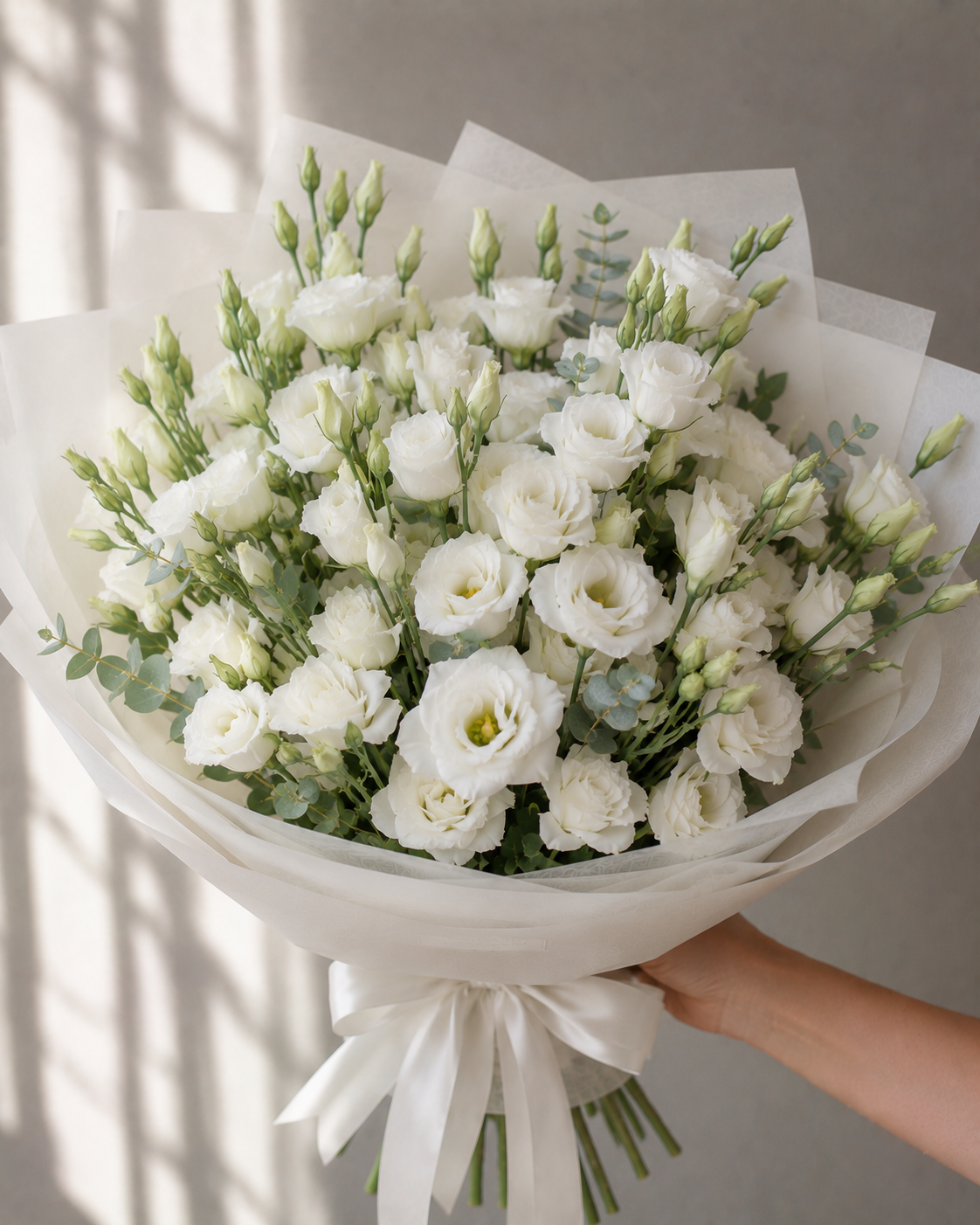 Lisianthus bianco - Lisianthus bianco: Bouquet · Tempo Lazer Flowers Studio. | Tempo Lazer Flowers Studio, Washington DC florist
